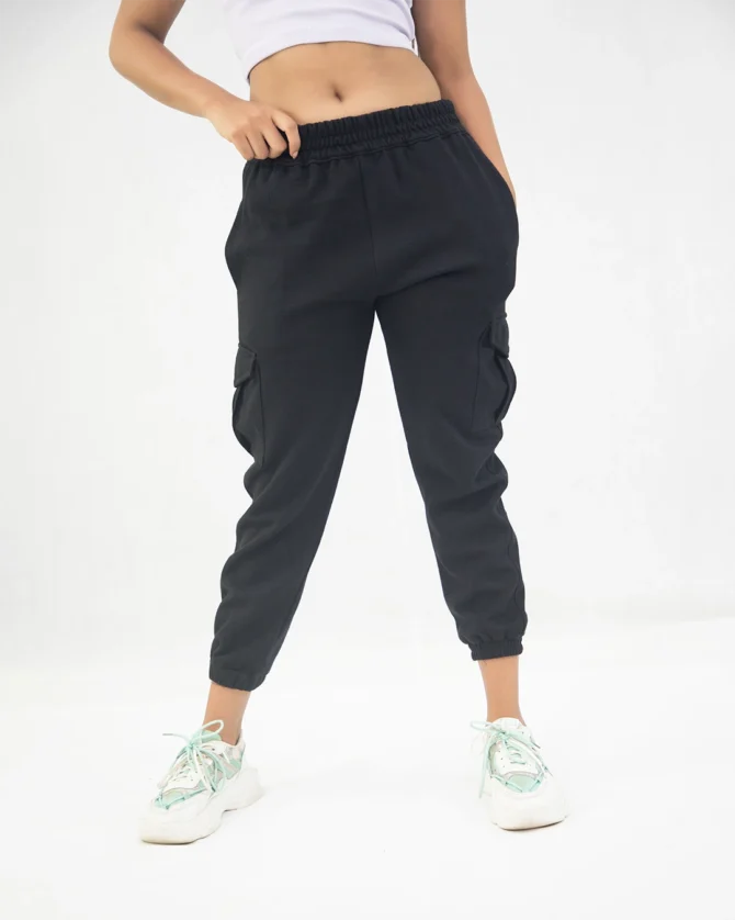 Jogger pant with Elastic waist in Black