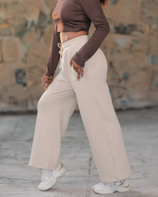 Basic Drawstring  waist Wide leg Sweatpants In Beige