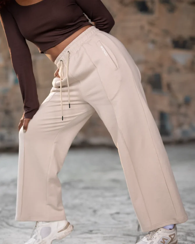 Basic Drawstring  waist Wide leg Sweatpants In Beige